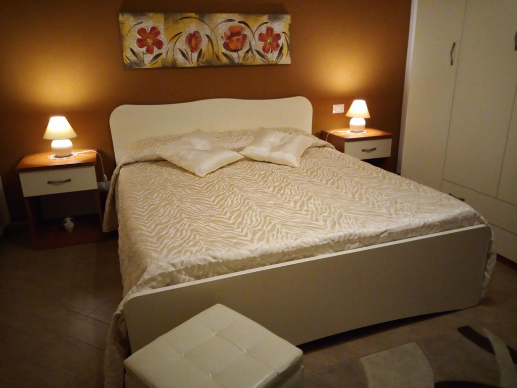 L'Oasi Del Porto Bed & Breakfast Trapani Exterior foto